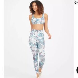 NWT Spanx Painted Camo Active‎ 7/8 Leggings Size Small